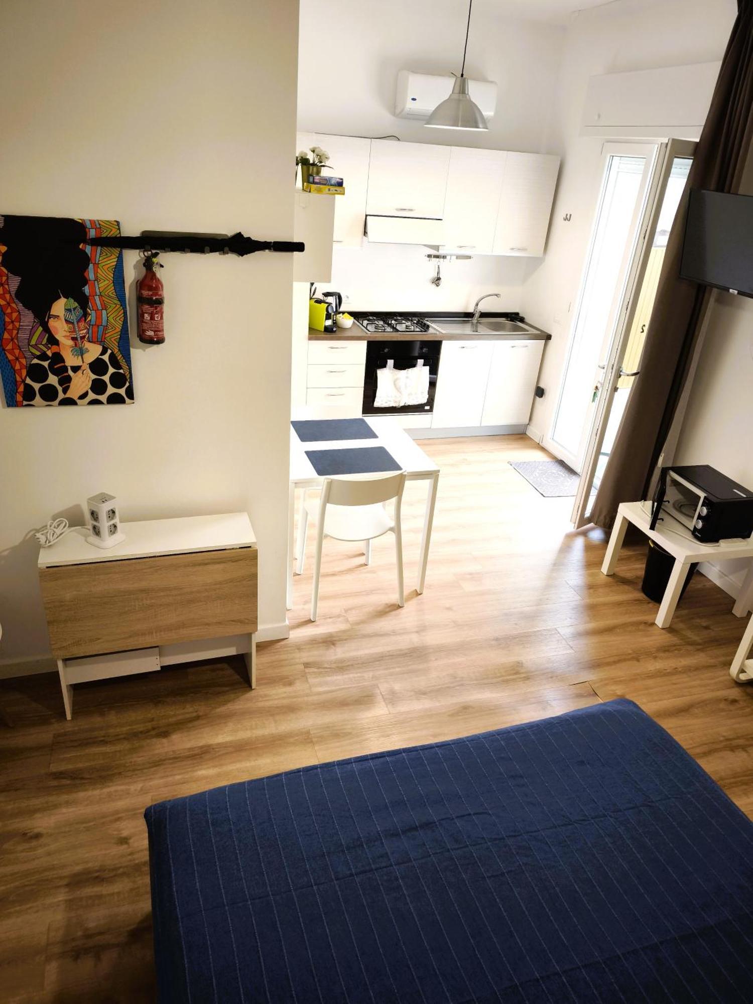 Lemontreeqse Apartment Quartu SantʼElena Exterior foto